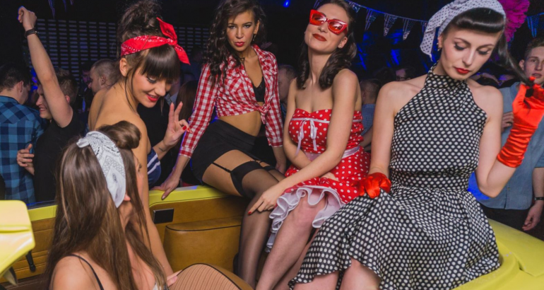 Impreza w stylu Pin-up Girls